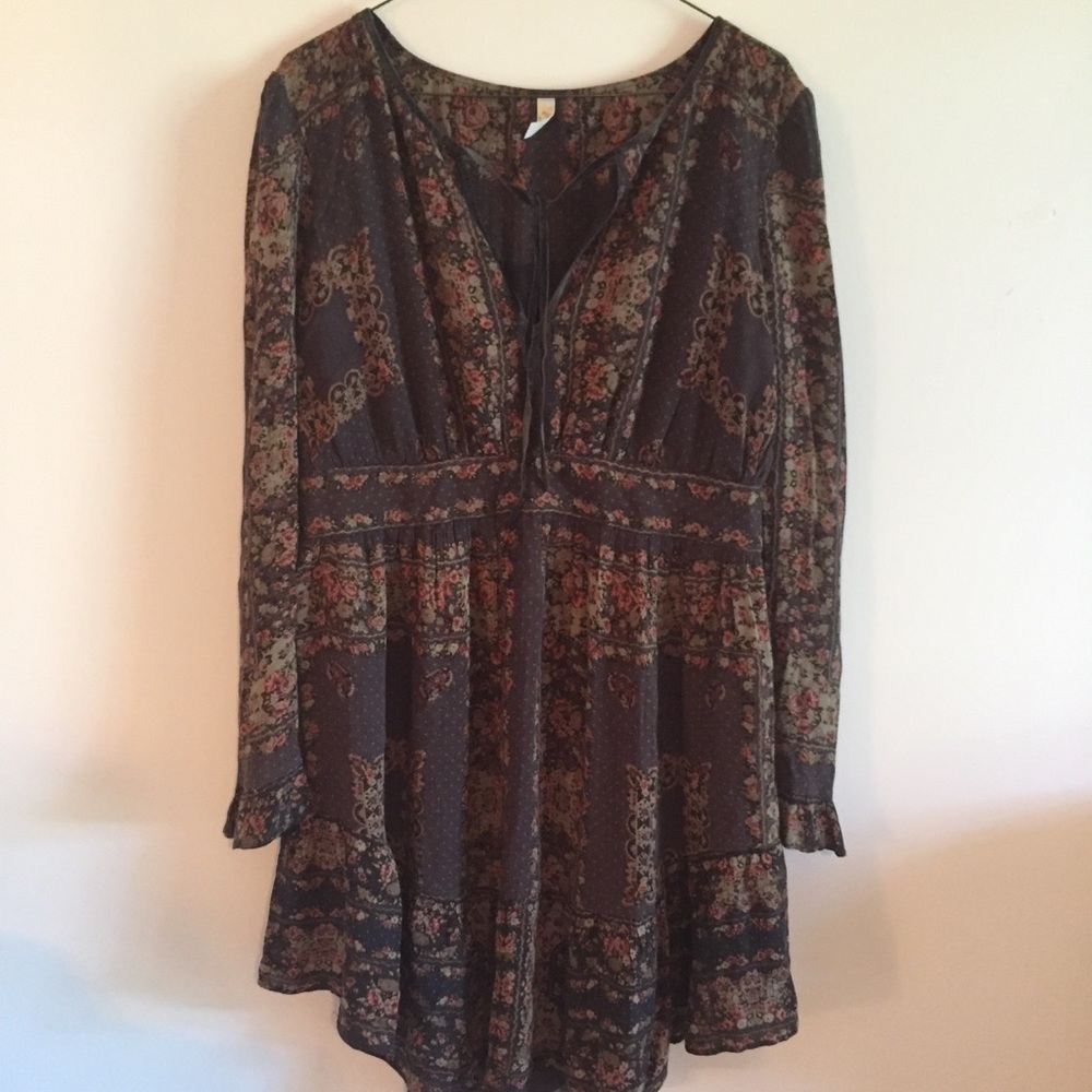 ⬇️ $100 Boho Chic Free People Dress